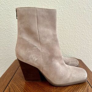 Seychelles Every Time You Go Boot Sand (Light Tan) Size 8.5 Suede Ankle Boot